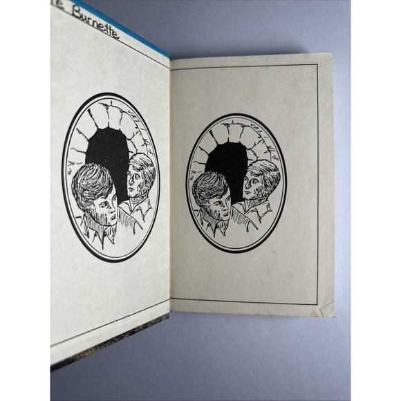 THE HARDY BOYS #6 THE SHORE ROAD MYSTERY Franklin W. Dixon 1964 - Picture 7 of 9